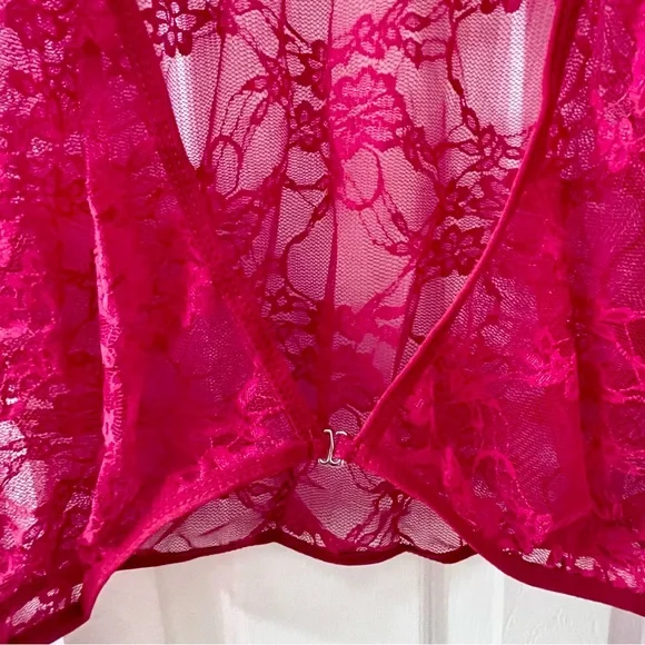 Plus Size Lace Sleeves/Arm Shapers - Picture 4 of 7